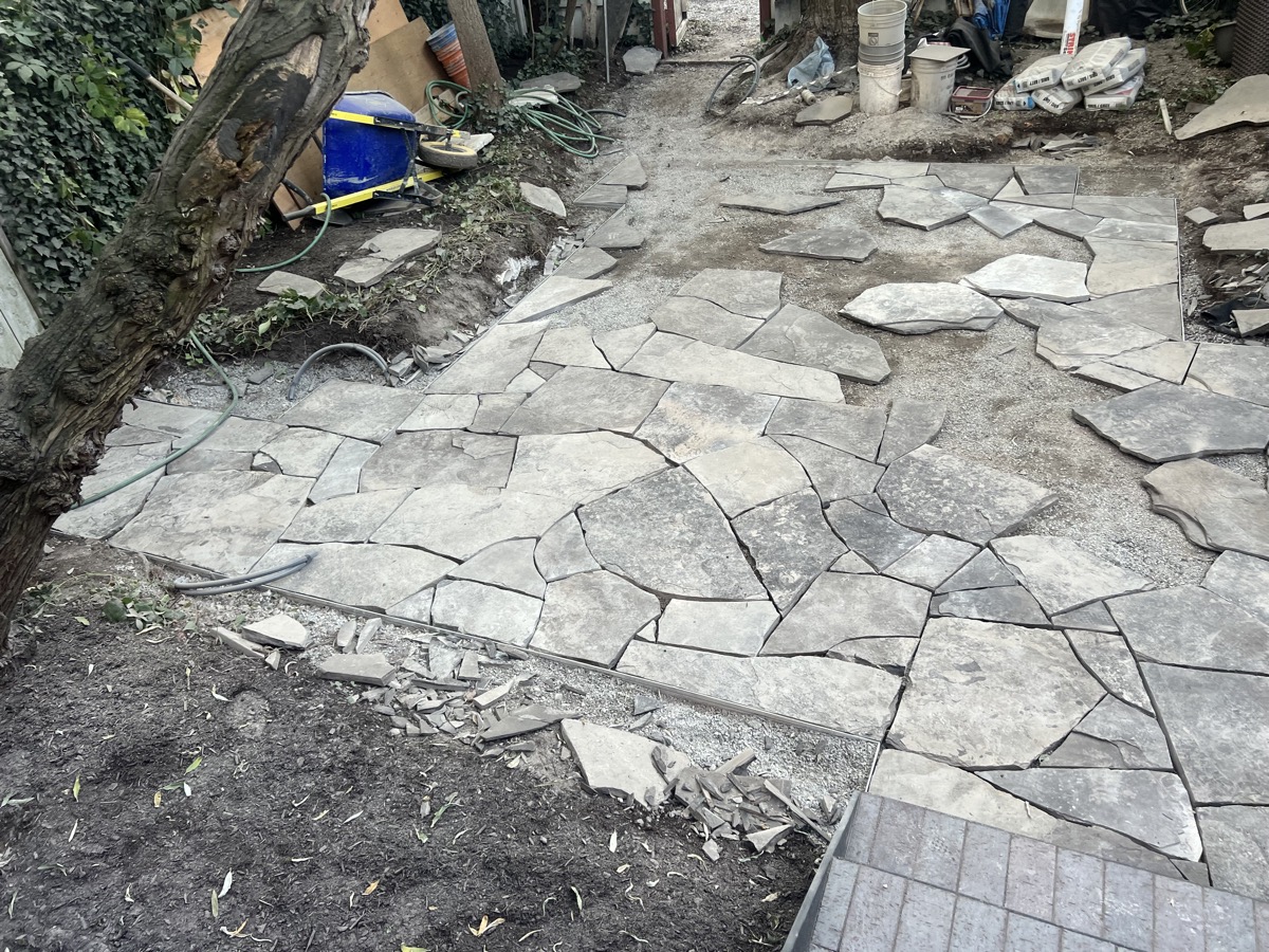 Flagstone patio